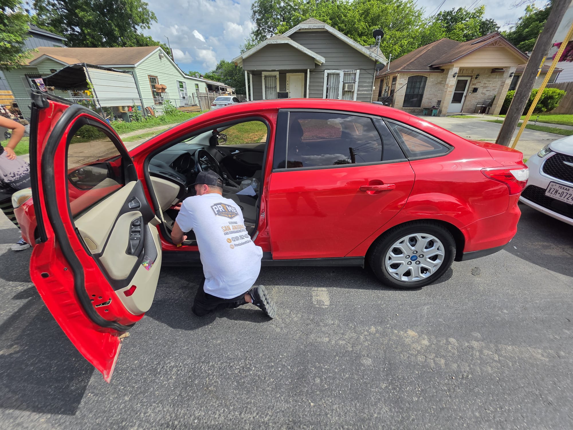 Automotive locksmith work in San Antonio