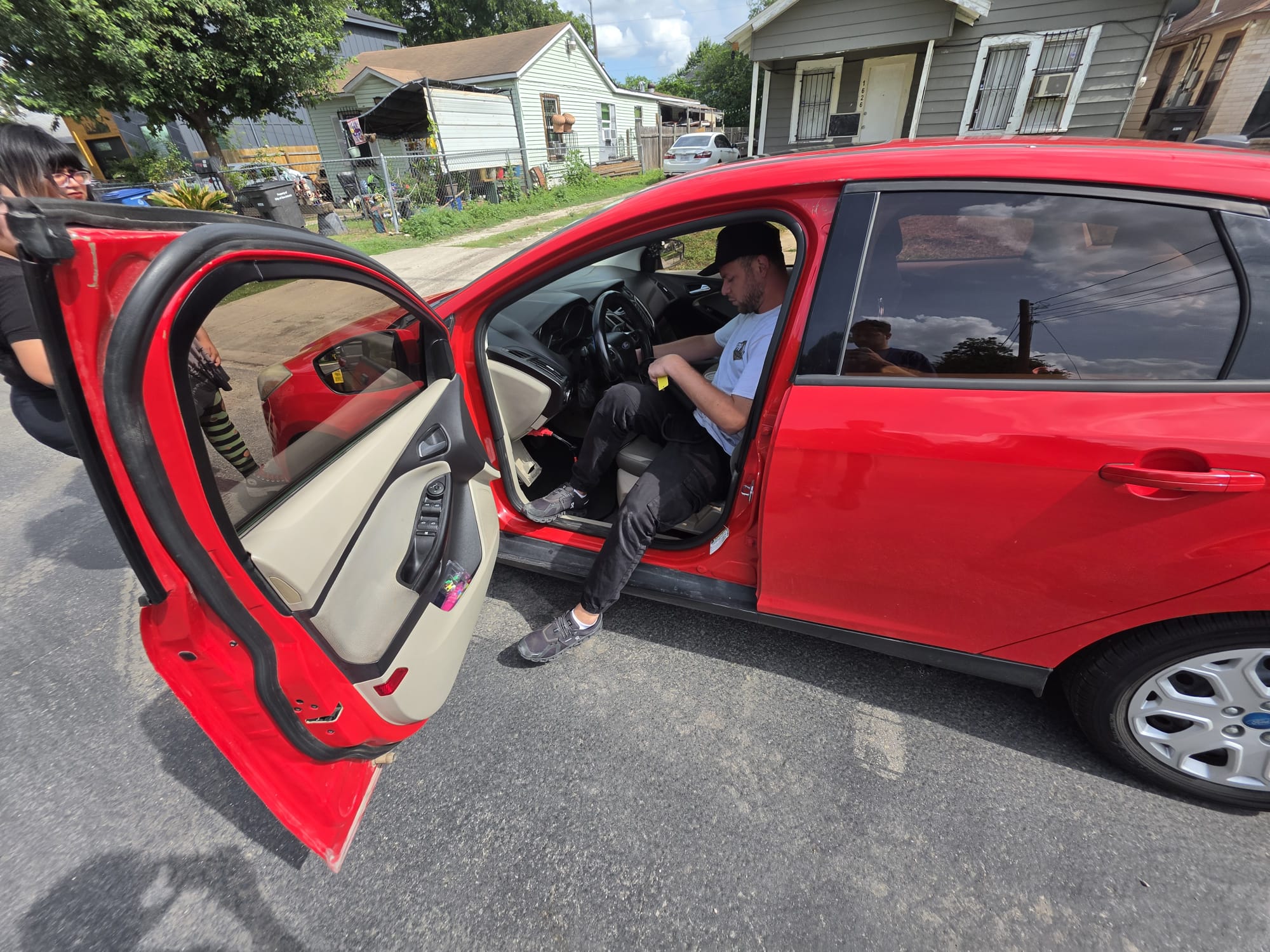 Automotive locksmith work in San Antonio