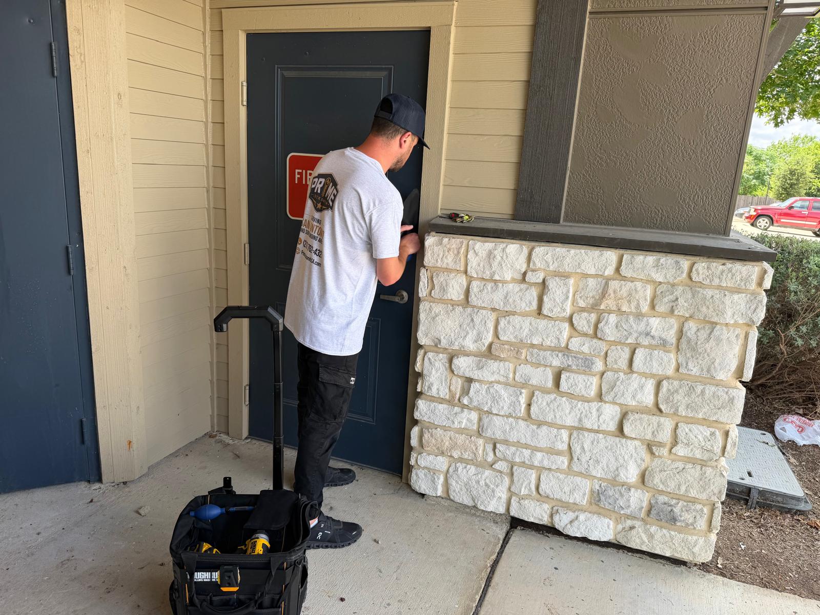 Commercial locksmith work in San Antonio