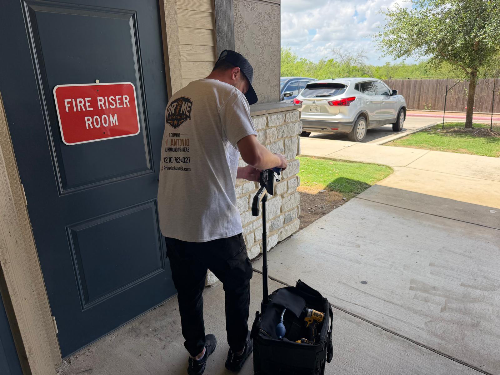 Residential locksmith work in San Antonio