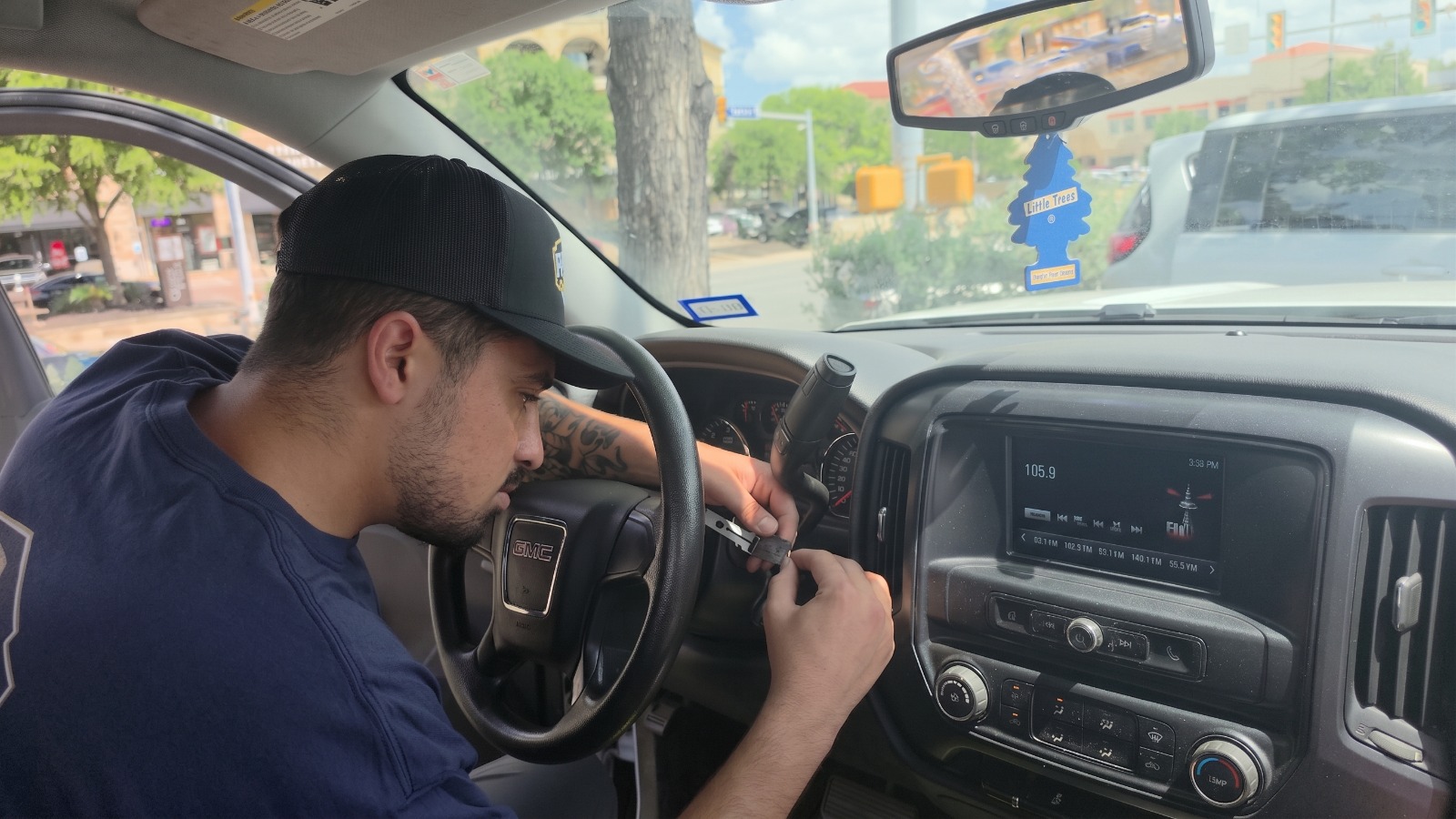 Automotive Locksmith