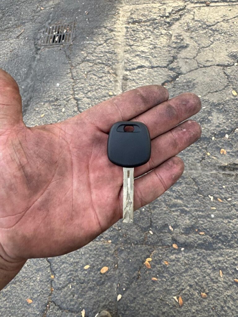 Transponder car key cut by Prime Locksmith in San Antonio